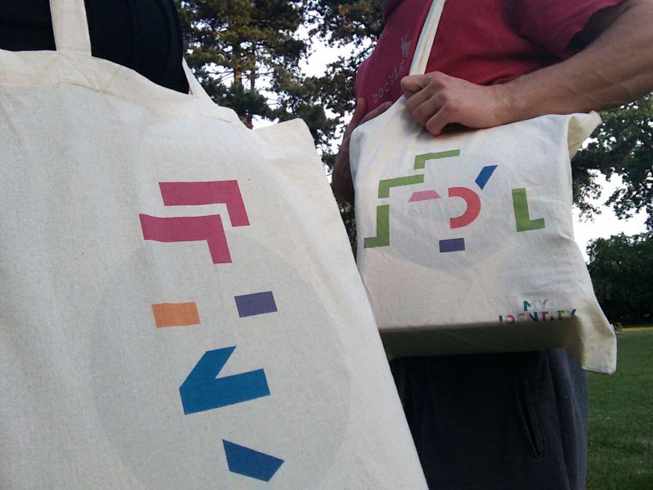 Stofftaschen "my identity"
